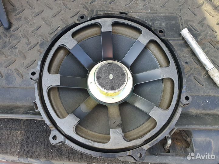 Сабвуфер Harman Kardon Range Rover Sport 1 L320