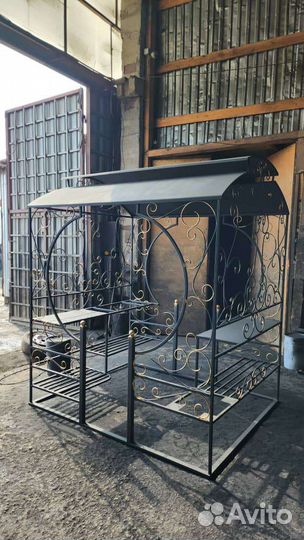 Беседка с мангалом