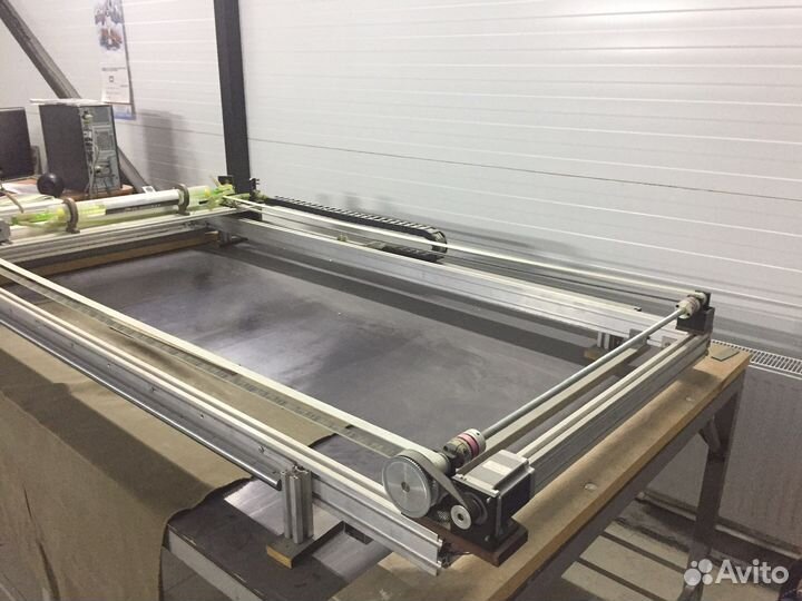 Лазерный гравировальный станок по камню