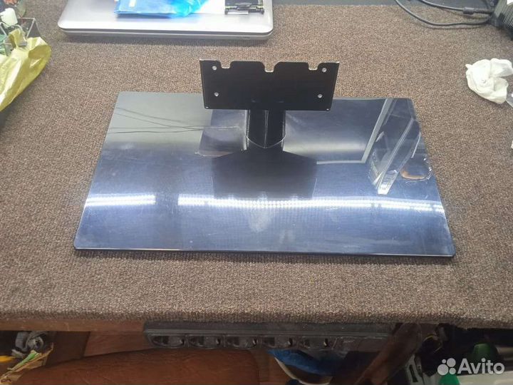 Подставки для телевизоров