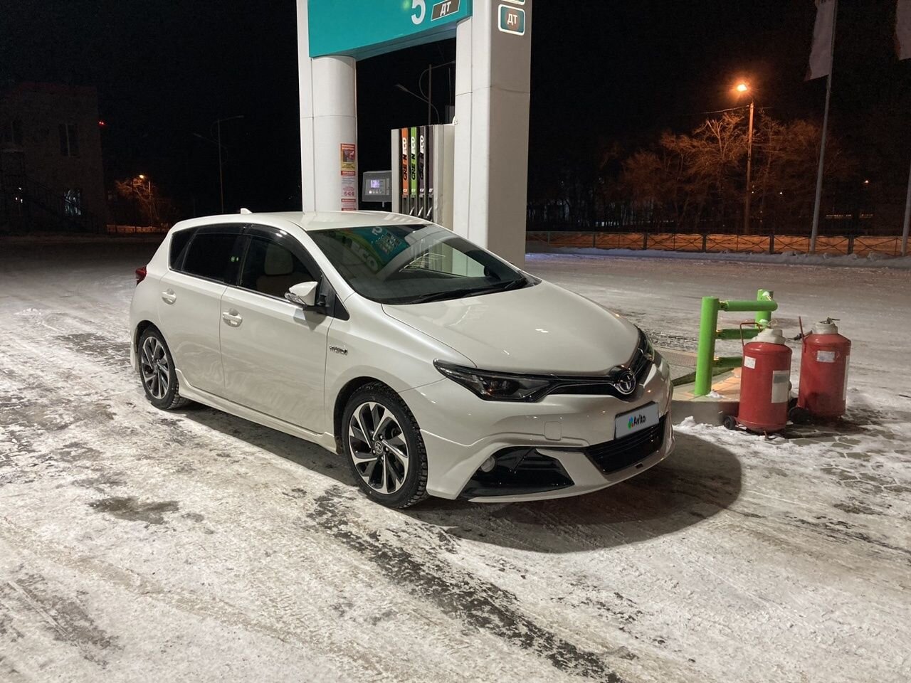 Toyota Auris: фото владельца