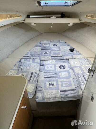 Каютный катер Bayliner 2252