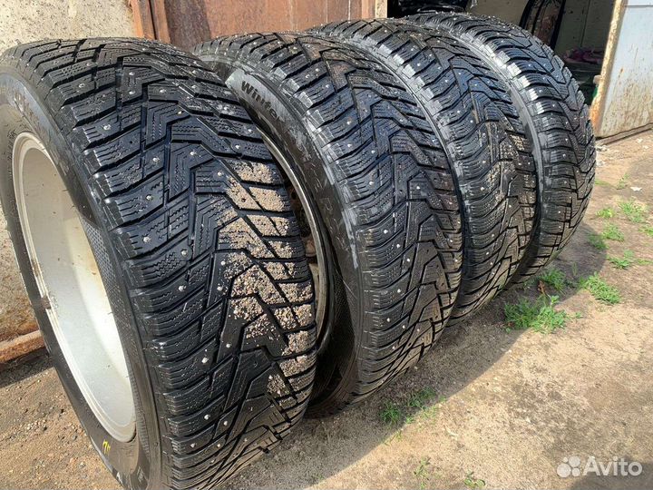 R16 Hankook Winter I'Pike RS2 W429 215/60, PCD 5x100 DIA 56.1