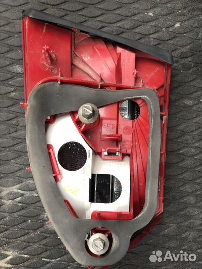 Внутренний задний стоп-сигнал jetta 6