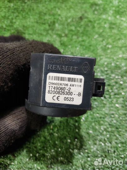 Антенна иммобилайзера Renault Logan