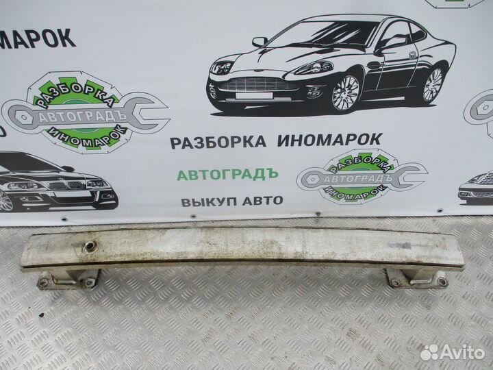 Усилитель переднего бампера Citroen C4 2007г