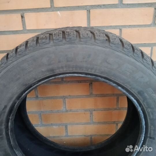Bridgestone Ice Cruiser 5000 225/60 R17