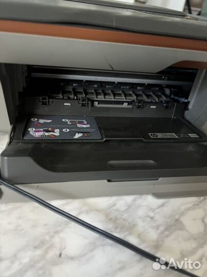 Принтер HP deskjet 2050A