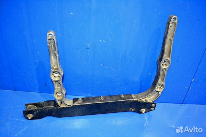 Кронштейн глушителя volvo FH (01.12)