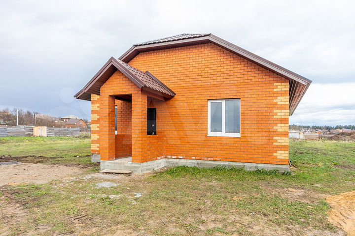 Дом 83 м² на участке 8 сот.