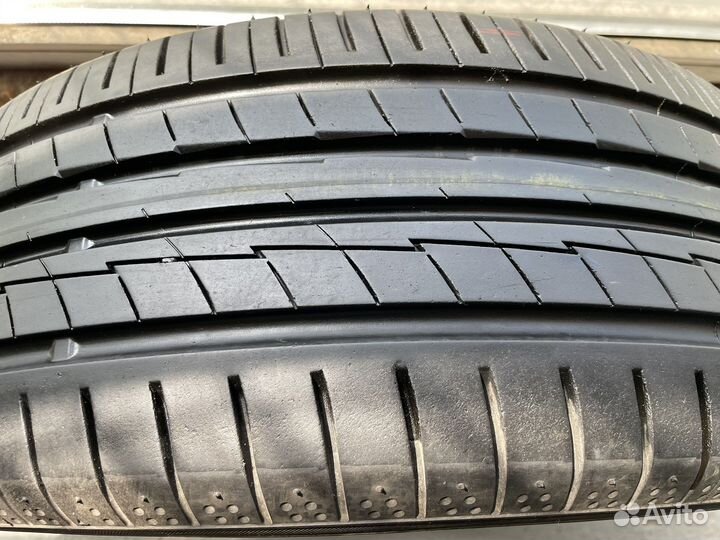 Yokohama BluEarth AE01 205/55 R17 91V