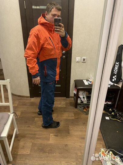 Горнолыжный сноубордический костюм armada