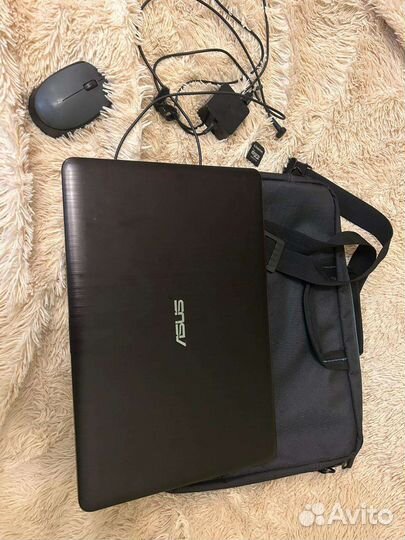 Ноутбук asus d541n