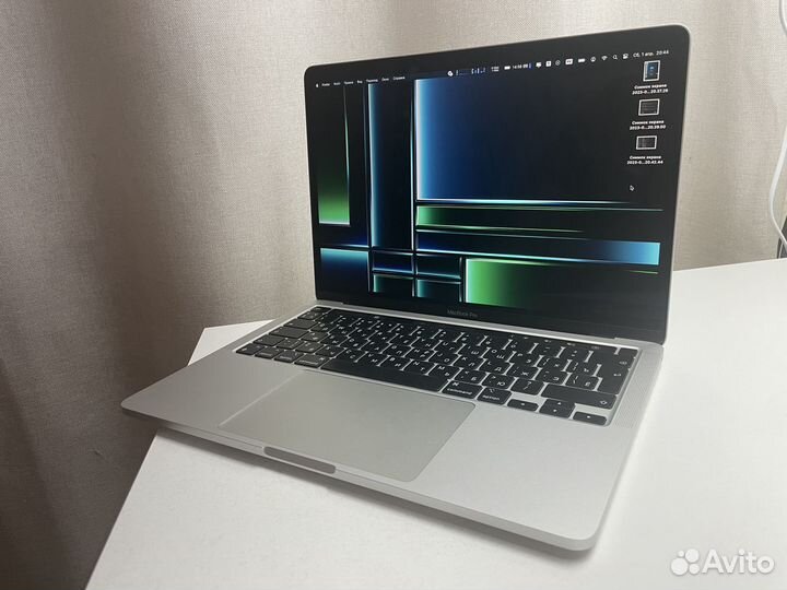 Macbook Pro 13.3 M1 16/256 гб