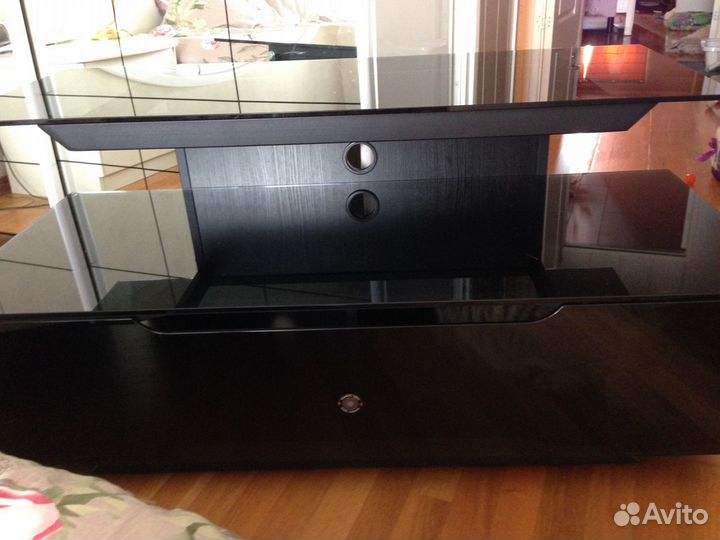 Тумба под телевизор/аппаратуру