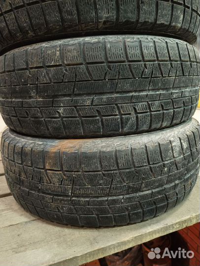 Yokohama Advan A035 215/60 R16