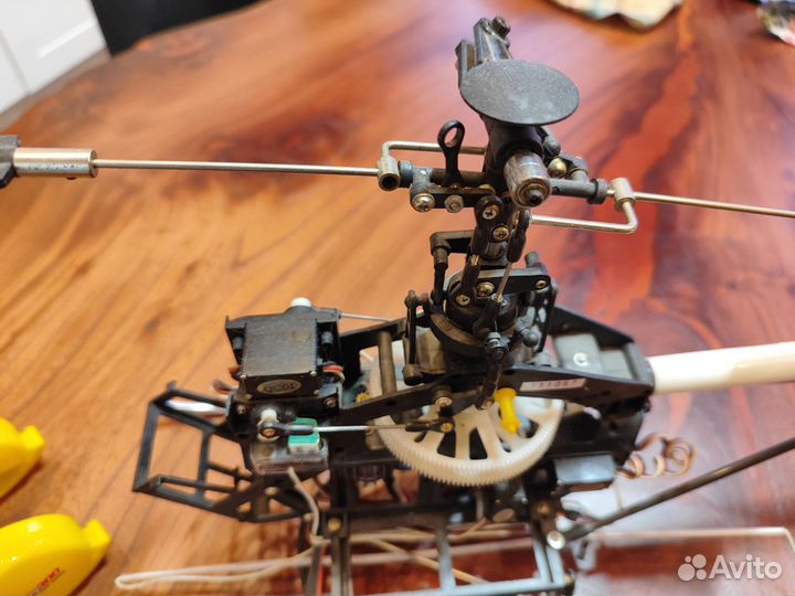 Вертолёт Art-Tech Hugles 300