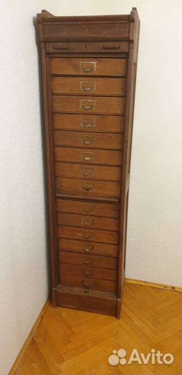 Конторка 18 века из массива дуба