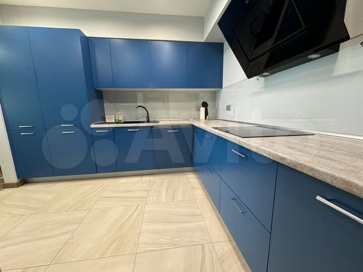 3-к. квартира, 100 м², 2/3 эт.