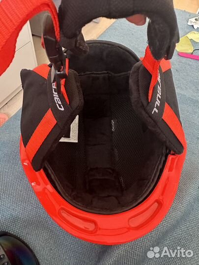 Горнолыжный шлем