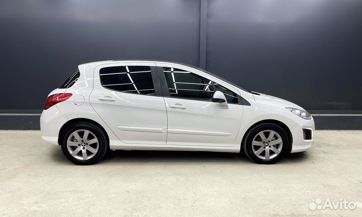 Peugeot 308 1.6 AT, 2011, 102 384 км