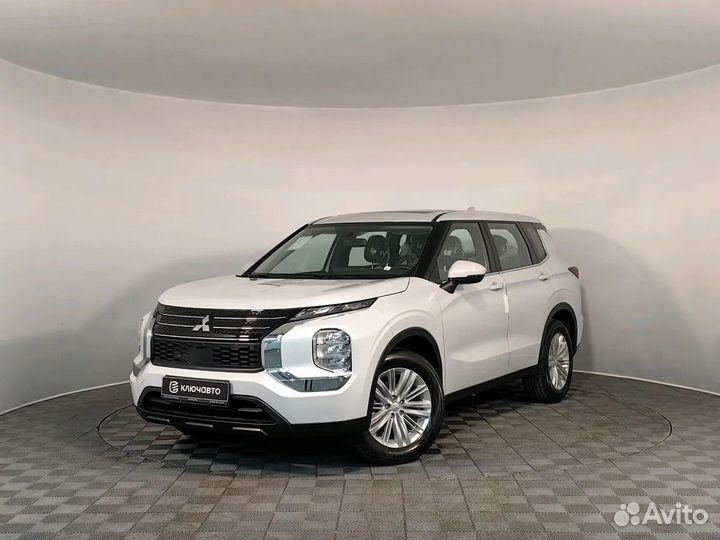 Mitsubishi Outlander 1.5 CVT, 2023