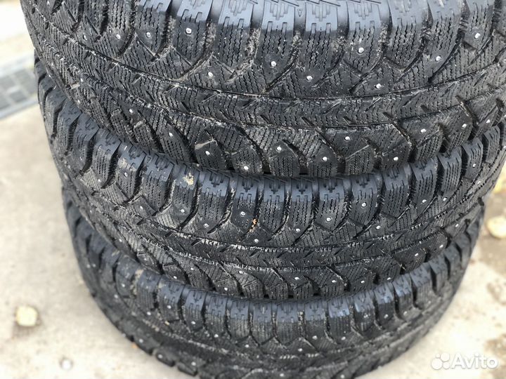 Bridgestone Ice Cruiser 7000 195/60 R15