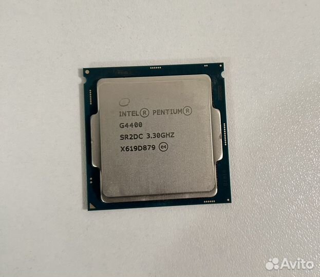 Процессор Intel Pentium G4400