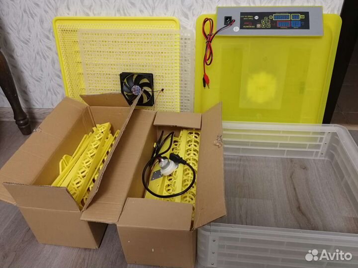 Инкубатор Hhd 96