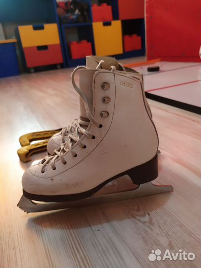 Коньки фигурные профессиональные gam 12C 1121