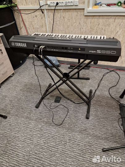 Клавишный синтезатор yamaha PSR 950