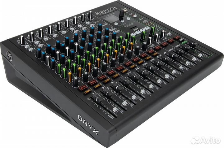 Mackie Onyx12 12-канальный микшер