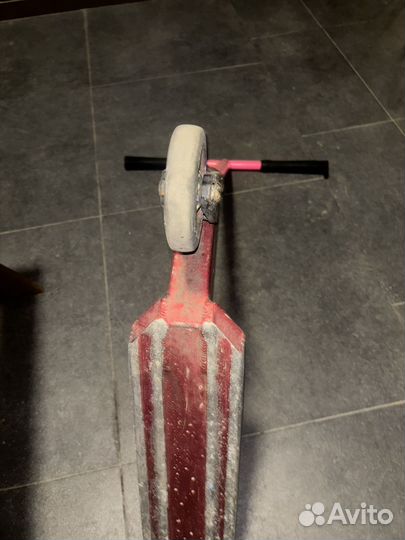 Самокат трюковой