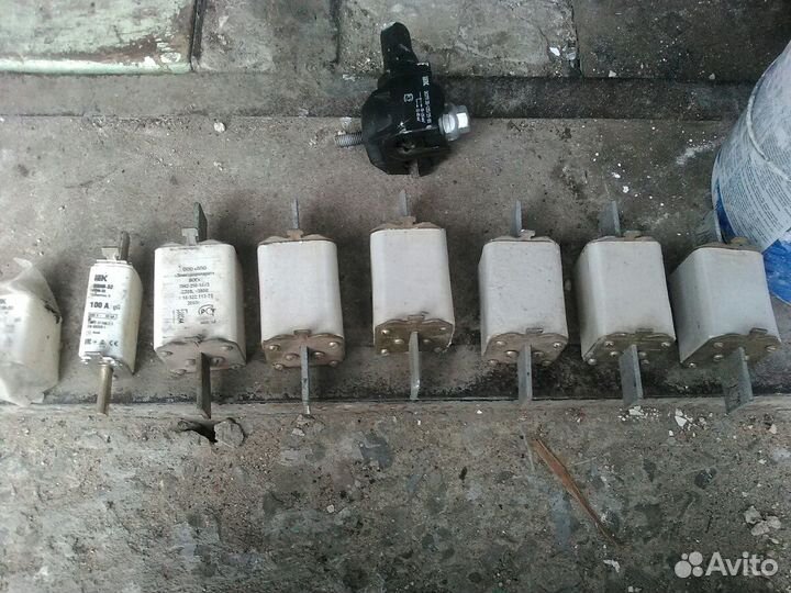 Предохранители 63,250,100 А