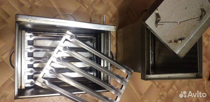 Коптильня с гидрозатвором