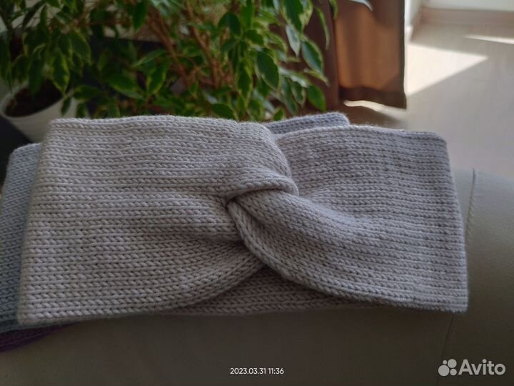 Повязка на голову вязаная