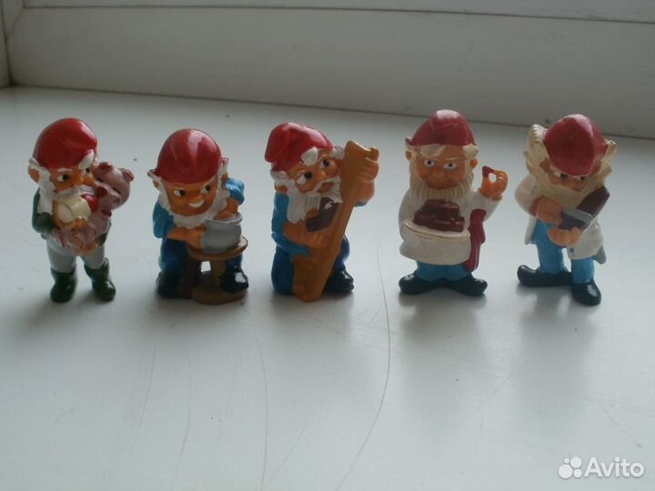 Игрушки из киндер-сюрпризов 90-х