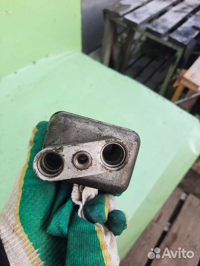 Радиатор маслянный бмв 7 Е65 Е66