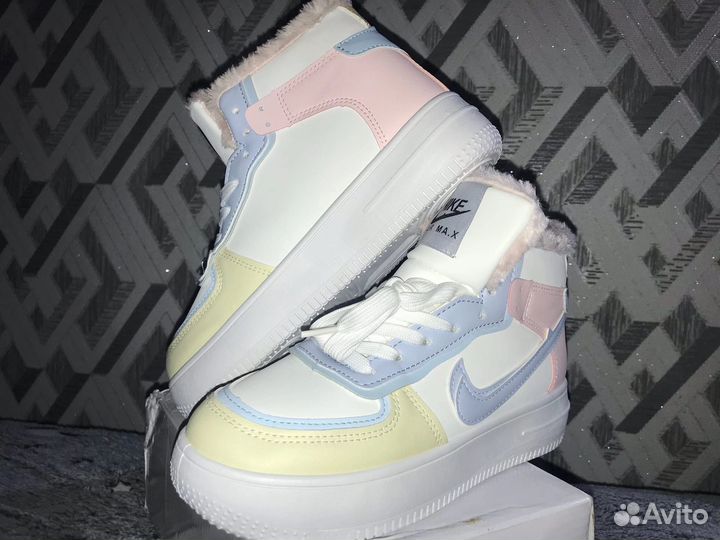 Кроссовки женские зима,40