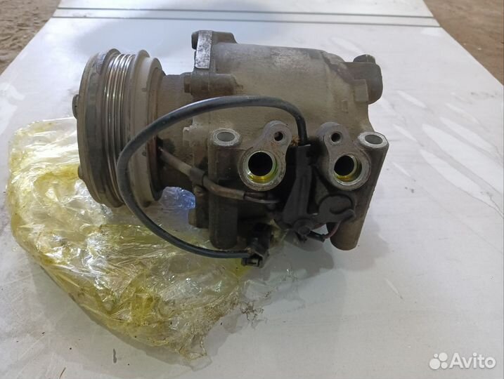 Компрессор кондиционера Honda h-rv