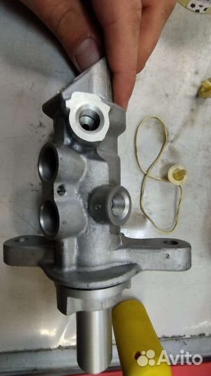 Главный тормозной цилиндр megane 3 fluence