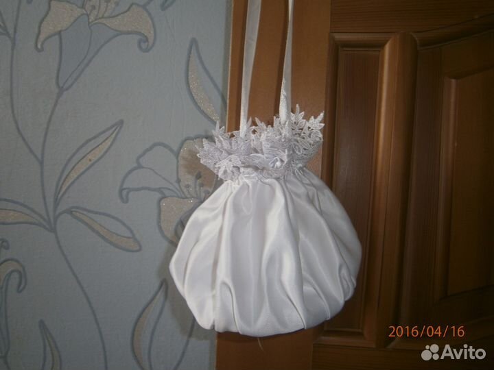 Сумка к свадебному платью