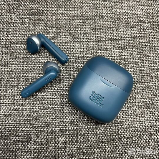 Беспроводные наушники JBL Tune 225 TWS синие б/у