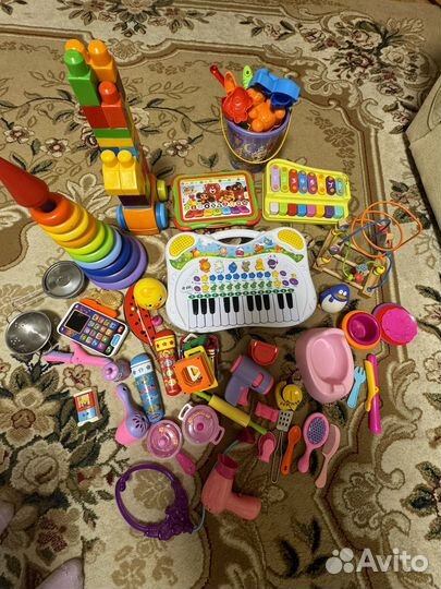 Развивающие игрушки