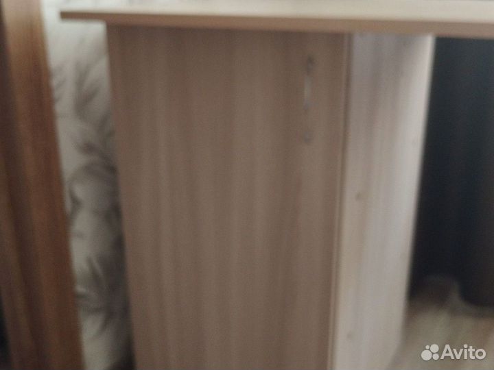 Письменный стол для школьника на двоих бу