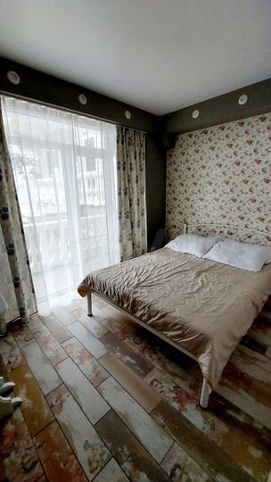 2-к. квартира, 52 м², 2/6 эт.