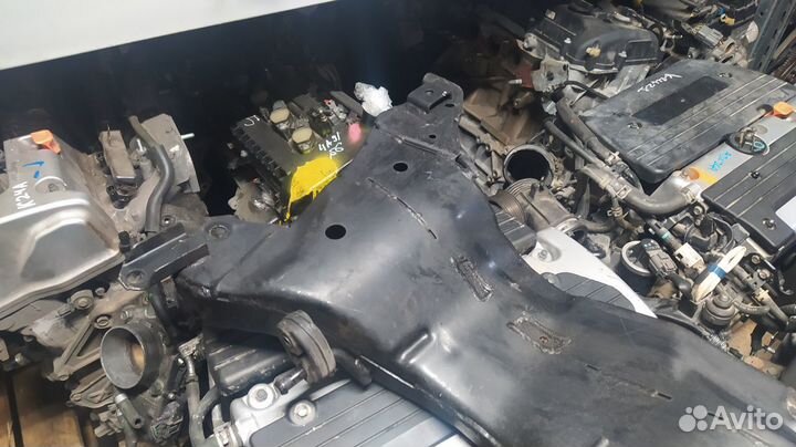 Подрамник передний балка Mitsubishi Outlander 1