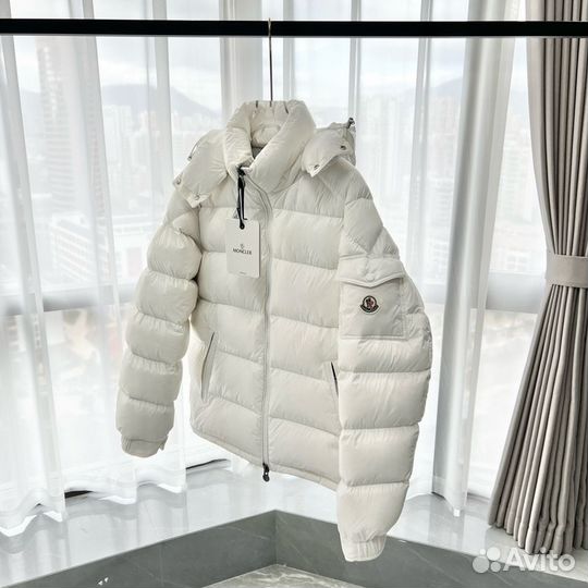 Пуховик Moncler Maya белая