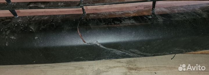 Toyota 52129-0E030 заглушка переднего бампера