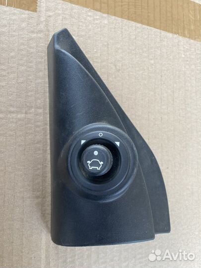 Клавиша регулировки зеркал